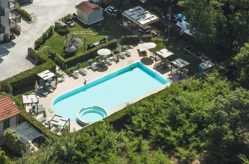 Hotel King Marina di Pietrasanta Exterior foto